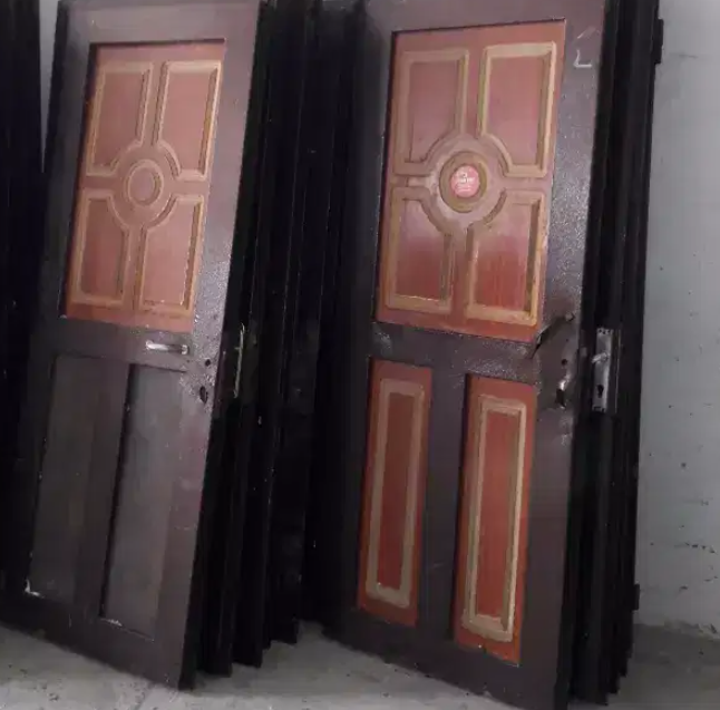 ÇIKMA ÇELİK KAPI İŞ GÖRÜR KULLANILMIŞ KAPILAR