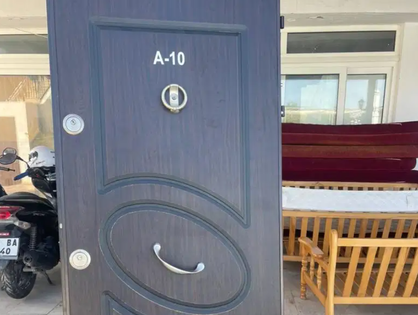 SAĞLAM ÇELİK KAPI