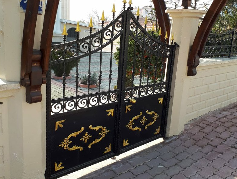 çıkma ferforje kapı