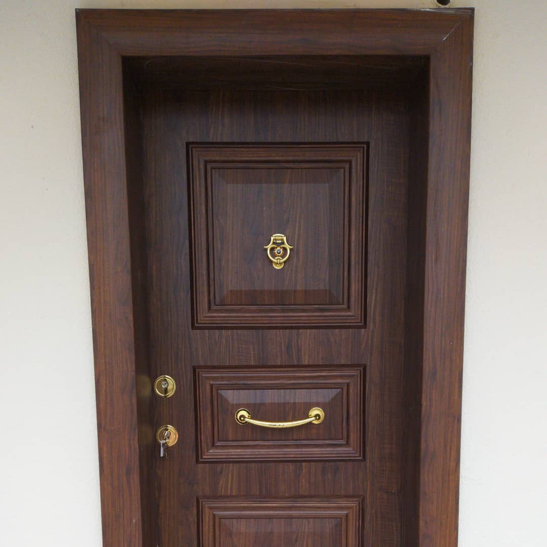 işlemeli modelli çelik kapı çıkma kapı