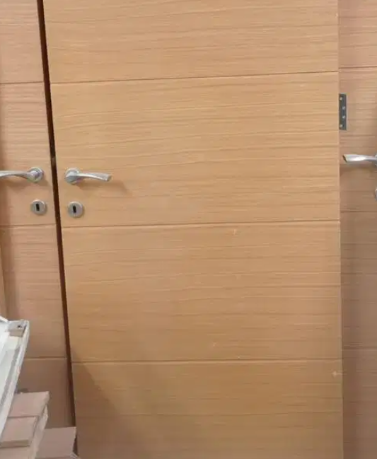 renkli oda kapısı çıkma panel kapı